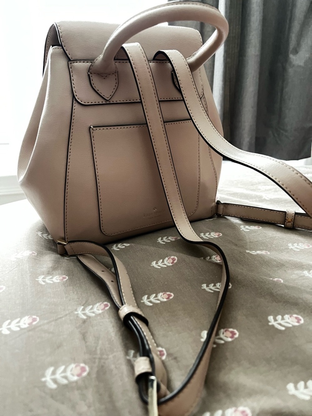 kate spade Pink Leather Shoulder Bag with Logo Interior